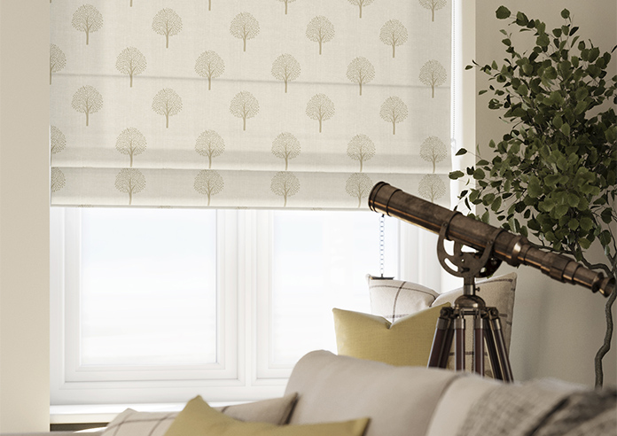 Emily Bond Yew Tree, Linen - Roman Blind - Image 5